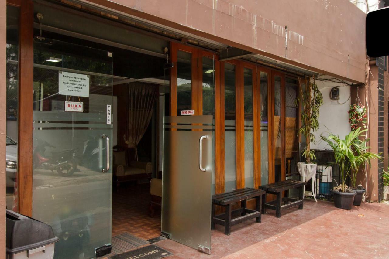 Reddoorz Syariah At Taman Bendungan Asahan Jacarta Exterior foto